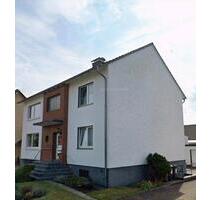 Zweifamilienhaus in Marienloh - 425.000,00 EUR Kaufpreis, ca.  200,00 m² in Paderborn (PLZ: 33104)