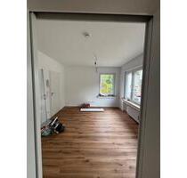 2,5 Zimmer Wohnung 51 qm - 585,00 EUR Kaltmiete, ca.  51,00 m² in Essen (PLZ: 45257) Stadtbezirk VIII