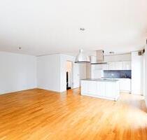 Große 4-Zimmerwohnung in urbaner Lage - Frankfurt am Main Gallus