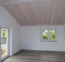 Freundliche 2,5-Zimmer-Wohnung mit Balkon und Einbauküche - Winzer