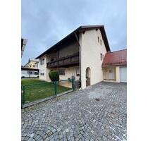 Mietwohnung - 1.200,00 EUR Kaltmiete, ca.  123,00 m² in Parsberg (PLZ: 92331)