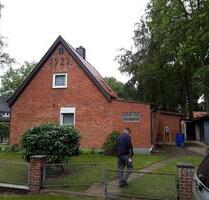 Einfamilienhaus mit 4 Zimmern und ca. 100 m² Wohnfläche - Tostedt