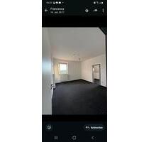 Oberahr helle 5 Zimmer Wohnung mit Einbauküche und Kfz ste - Hundsangen