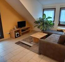 3 Zimmer DG mit großem Balkon u. Garten in Hambach - Dittelbrunn