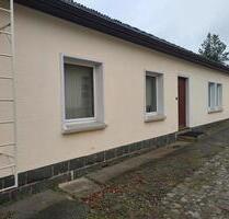 Büro mit Sozialräume und Kalthalle 200 m2 - Ebersbach-Neugersdorf