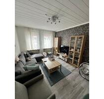 3 Zimmer-Wohnung in Schweinau - 850,00 EUR Kaltmiete, ca.  71,00 m² in Nürnberg (PLZ: 90441) Gibitzenhof