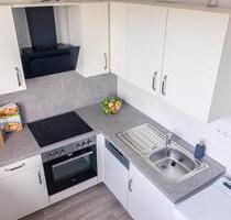 Vollmöblierte 2-Raum-Wohnung mit Balkon - Chemnitz