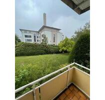 Kernsanierte 2-Zi.Whg mit EBK+Balkon Wiesbaden-Weidenborn!