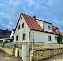 Frisch renoviertes 6-Raum-Reihenendhaus inkl. Garten und NEG - Werneck