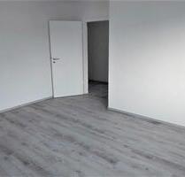 Provisionsfrei! Sanierte 2-Zi-ETW mit Balkon + Hobbyraum in Top L - Obertshausen