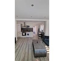 Stade: Wohnen auf Zeit, möbliertes Zimmer