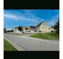 Attraktives Wohn- und Geschäftshaus mit Kegelbahn und Saal - Elsteraue