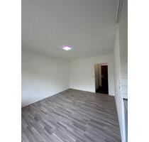 Helle 1-Zimmer-Whg mit Terasse in Stuttgart-Birkach