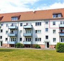 3 Raum Wohnung 60m² 2023 modernisiert Balkon, EBK, Stellplatz - Rackwitz