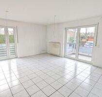 zentralgelegene, helle 2-Zimmerwohnung mit Küche und Balkon - Schweich