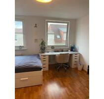 WG-Zimmer (13 m²) in Schwerin - 400,00 EUR Kaltmiete, ca.  66,00 m² in Schwerin (PLZ: 19055) Altstadt