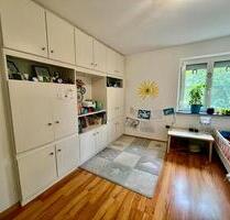 Bahnhofsnahe 3-Zimmer Wohnung mit Balkon und Gartenanteil - Ludwigsburg Pflugfelden