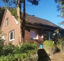 Wohnhaus in 25712 Burg Dithmarschen am Waldrand , Bahnhofsnähe - Burg (Dithmarschen)