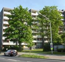 Familien aufgepasst ! renovierte 3 Zimmer-Wohnung mit Balkon und neuem Laminat - Mönchengladbach West