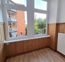 Alte Gemäuer mit Charme - schöne 2 RW mit Wintergarten im Südviertel - Eisenach