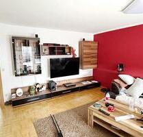 VillingenWöschhalde: Große 2 Zimmer-DG-Wohnung, Süd-Balkon, Einbauküche, TG-Platz, ab 01.11.2025 - Villingen-Schwenningen