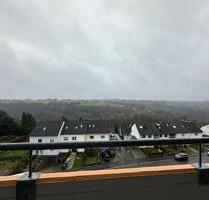 Helle, lichtdurchflutete 3-Zimmer-Wohnung inkl. Garage - Pirmasens Niedersimten