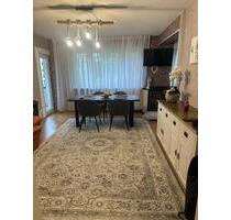 Zentral gelegene, gepflegte 4-Zimmer-Etagenwohnung mit Balkon - Neuwied