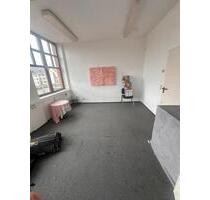 26qm Fläche in Mariendorf - 800,00 EUR Kaltmiete, ca.  26,00 m² in Berlin (PLZ: 12107) Tempelhof-Schöneberg