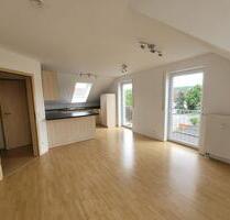 3 Zimmer EigentumswohnungETW + Balkon&Garten, PROVISIONSFREI - Regenstauf