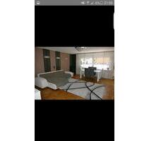 Gemütliche 3-Zimmer-EG-Wohnung mit großem Garten und Veranda - Durmersheim