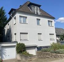 1-Zimmer-Dachgeschosswohnung mit Einbauküche, 2 Balkone und Stellplatz in Essen-Borbeck