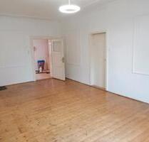4 - Zimmer - Wohnung mit Balkon, zentrale Lage - Vohenstrauß
