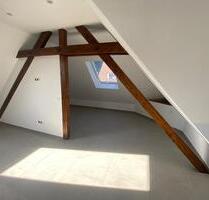 Modernes Single Dachgeschoß Apartment - Höchst im Odenwald