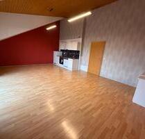 2-Zimmer-Dachgeschosswohnung, EBK, Teilmöbliert - Mühlacker