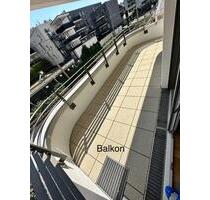 Attraktive 2-Zimmer-Neubau mit Balkon in Köln-Rodenkirchen