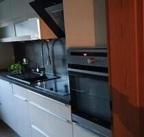 Barrierearme, gepflegte EG-Wohnung mit Süd-Ost-Terrasse + EBK - Regen