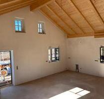 2,5-Zimmer-Neubauwohnung mit Galerie & Westbalkon direkt am Bach - Jachenau