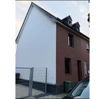 Einfamilienhaus mit 150 qm Garten zur vermieten! - Düren Mariaweiler-Hoven