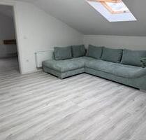 Vermiete Dachgeschosswohnung mit Möbel - Aalen Attenhofen