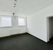 Helle Gewerberäume mit optimaler Raumaufteilung. - Klingenthal