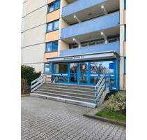 SCHÖN GESCHNITTENE 3 ZIMMERWOHNUNG MIT GROẞEM BALKON - Ingolstadt Nordost