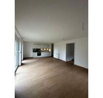 2 Zimmer Wohnung Neubau im Erdgeschoss mit Terrasse u. Küche - Selb