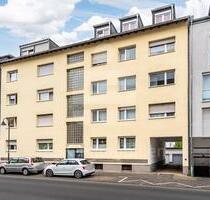 Modernisierte 3-Zimmer-Dachgeschosswohnung in Siegburg Zentrum!