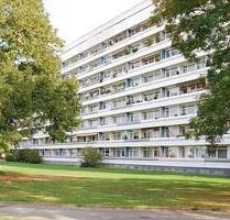 Wohnen mit Komfort: Modernisierte Wohnung mit Aufzug und Loggia - Wolfsburg Detmerode