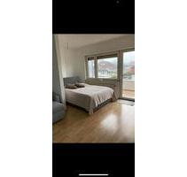 1-Zimmer-Wohnung mit Tageslichtbad, Balkon, Keller, PP und Aufzug - Karben