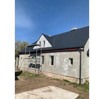 Großes Freistehendes Doppel Haus 240qm Wohnfläche 1300qm grund - Erxleben