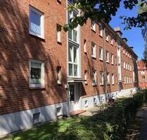 Auf gute Nachbarschaft: top sanierte 2,5-Zimmer-Wohnung mit Balkon, sofort anmietbar! - Lübeck Sankt Jürgen