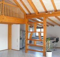 Exclusive Dachgeschosswohnung - 1.200,00 EUR Kaltmiete, in Backnang (PLZ: 71522)