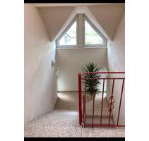 Teilmöbliertes WG Zimmer 31 m2 in 75203 Königsbach - Königsbach-Stein