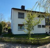 Viele Möglichkeiten Ein oder Zweifamilienhaus mit großem Garten. - Voerde (Niederrhein)